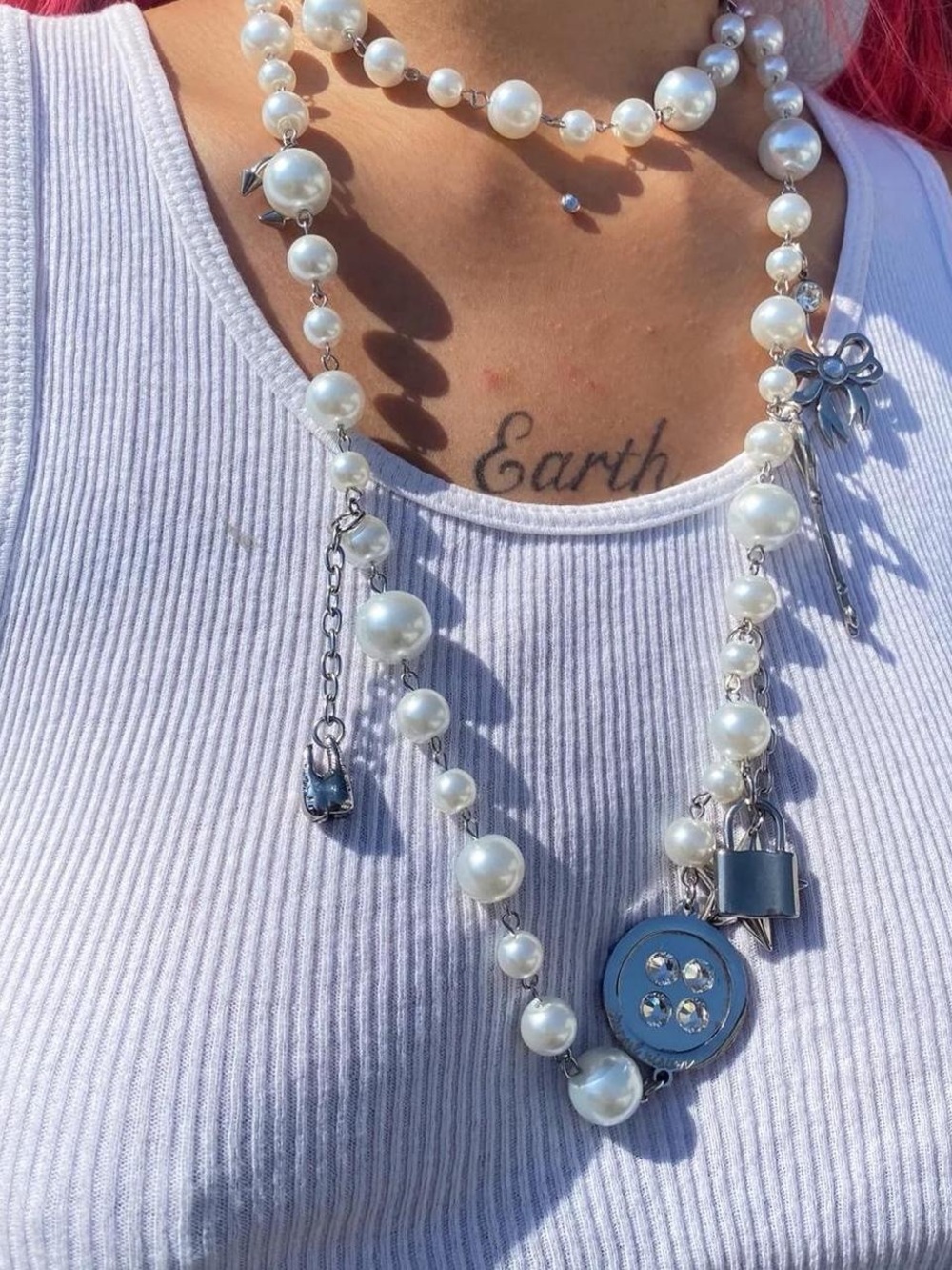 moving sale 💕 - tunnel vision treasure pearl necklace with cute charms